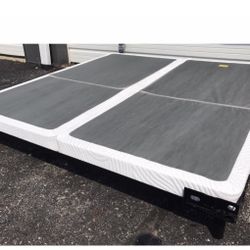 New King Split Bifold Box Spring ONLY 