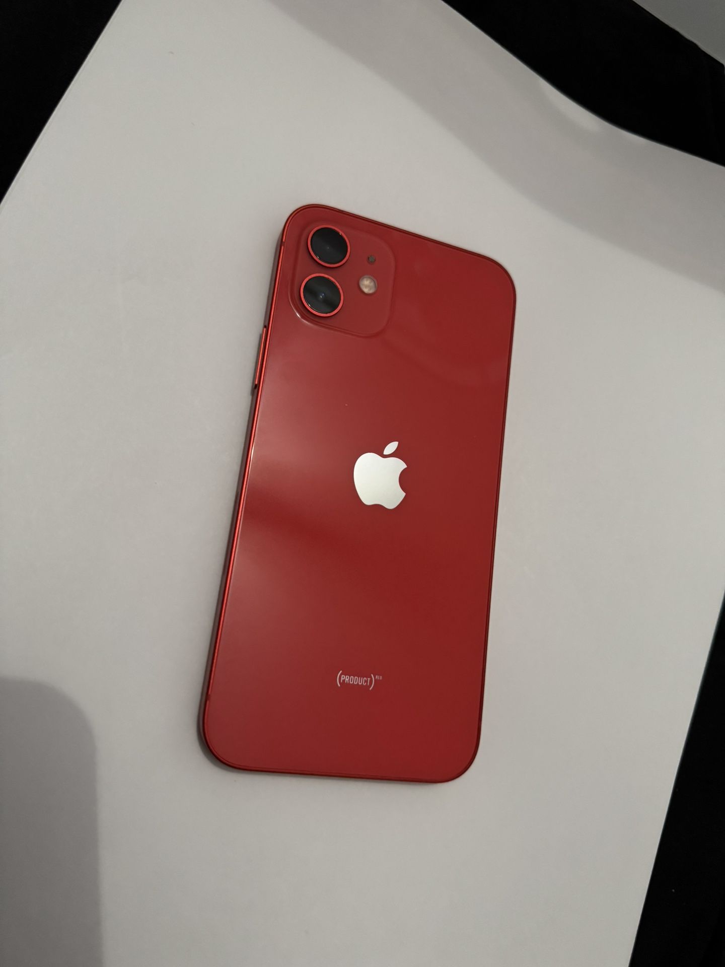 iPhone 12 64GB UNLOCKED