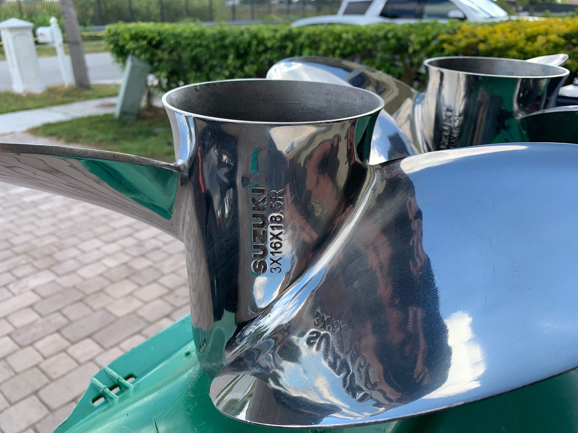 Suzuki counter rotating props stainless for Sale in Miami, FL - OfferUp