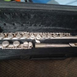 Flute In  good condition like new. $60 Best Offer