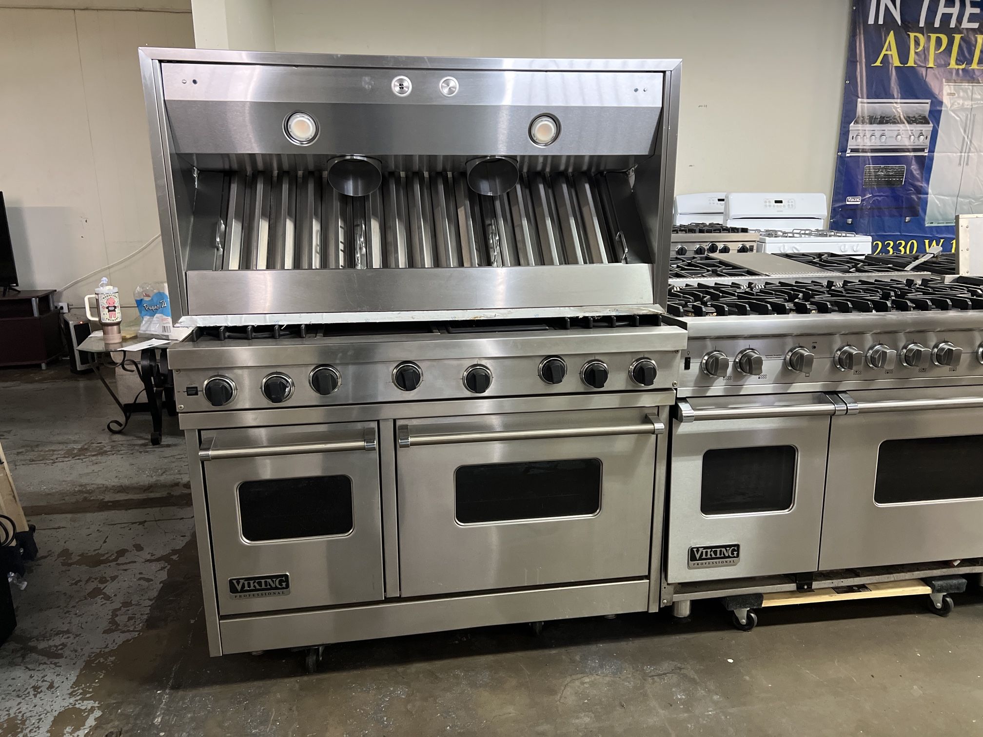 Viking 48”Wide Gas Range Stove And Viking 48”Wide Hood