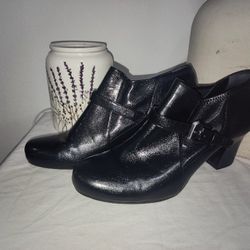 Franco Sarto Black Leather Ankle Boots Ritzy Womens Size 9.5 has wear
