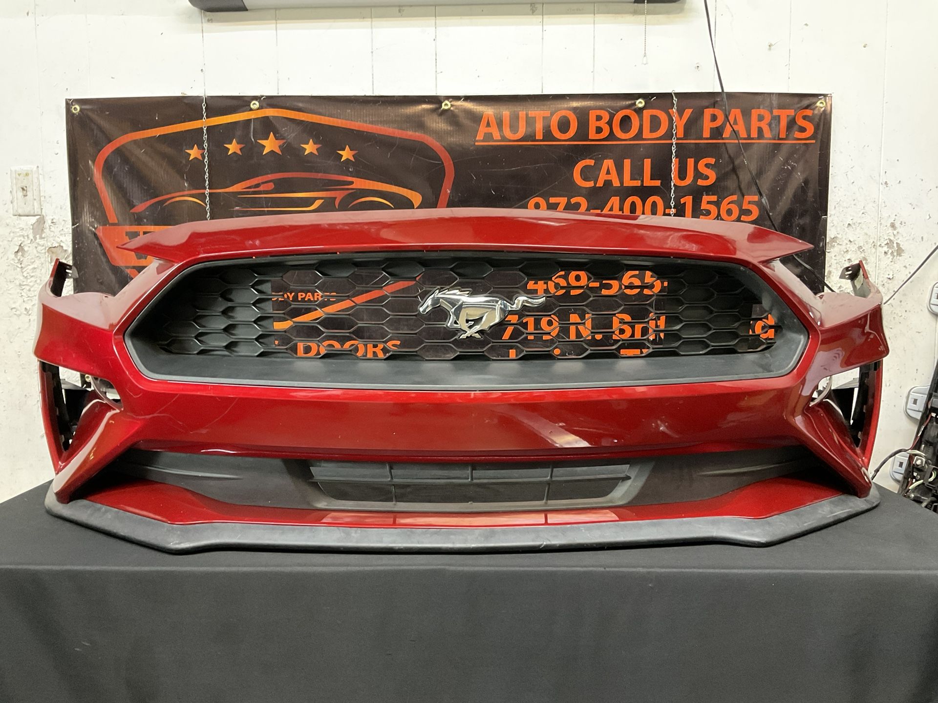 FORD MUSTANG 2018-2023 FRONT BUMPER OEM