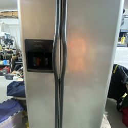 Frigidaire Refrigerator Stainless Front