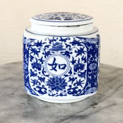 Vtg Jingdezhen Blue & White Porcelain China Square Tea Leaf Jar