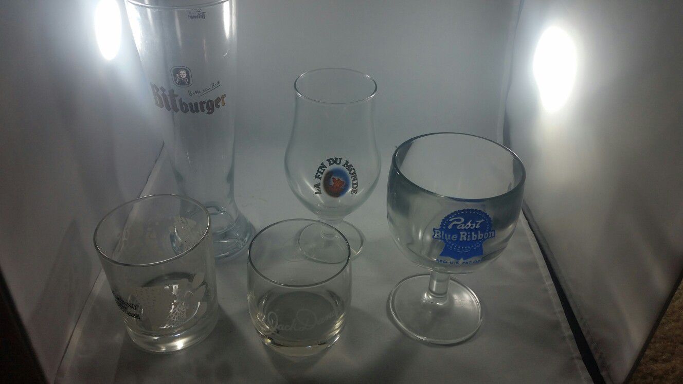Alcohol collectible drink glasses