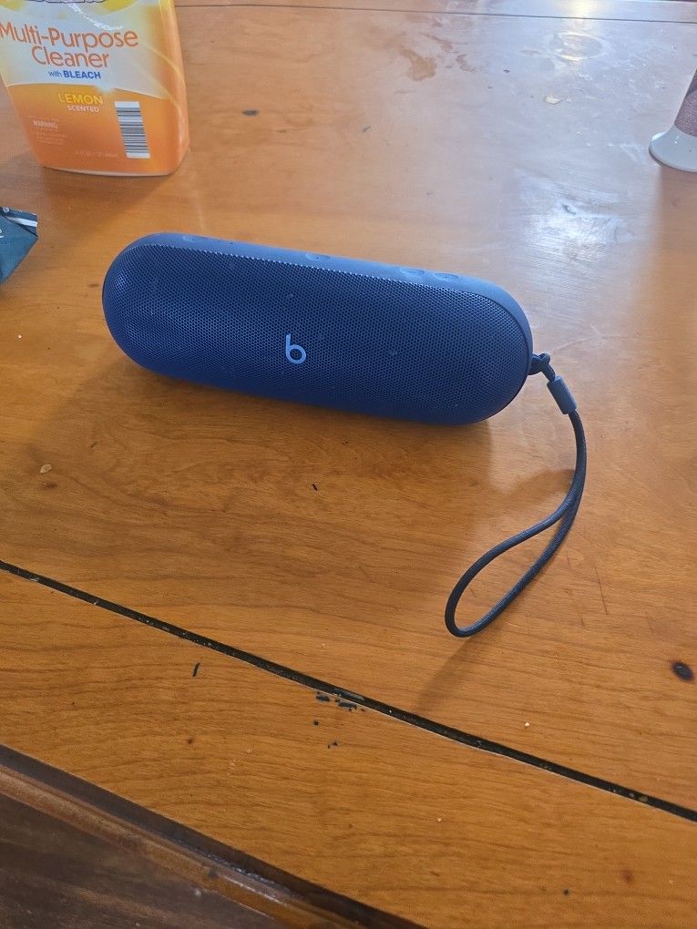 BEATS PILL