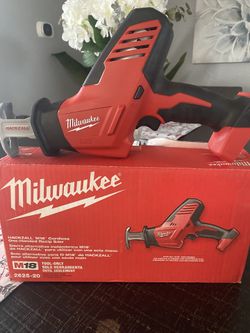 Milwaukee HACKZALL M18 Cordless Reciprocating Saw TOOL ONLY