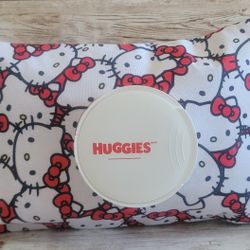 Hello Kitty Huggies Wipes Cover 