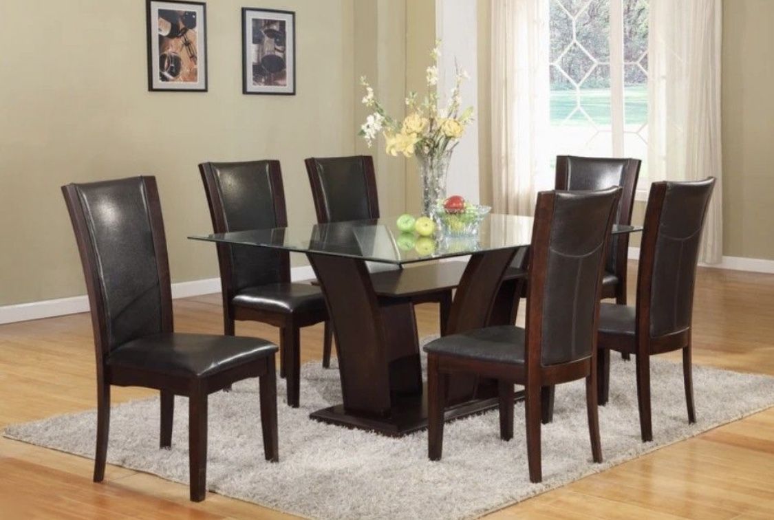 Furniture Dinette Table