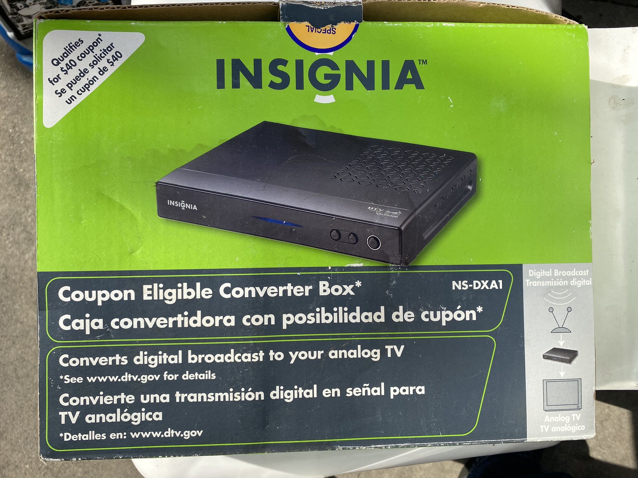 Insignia TV Converter Box ( for old tv’s)