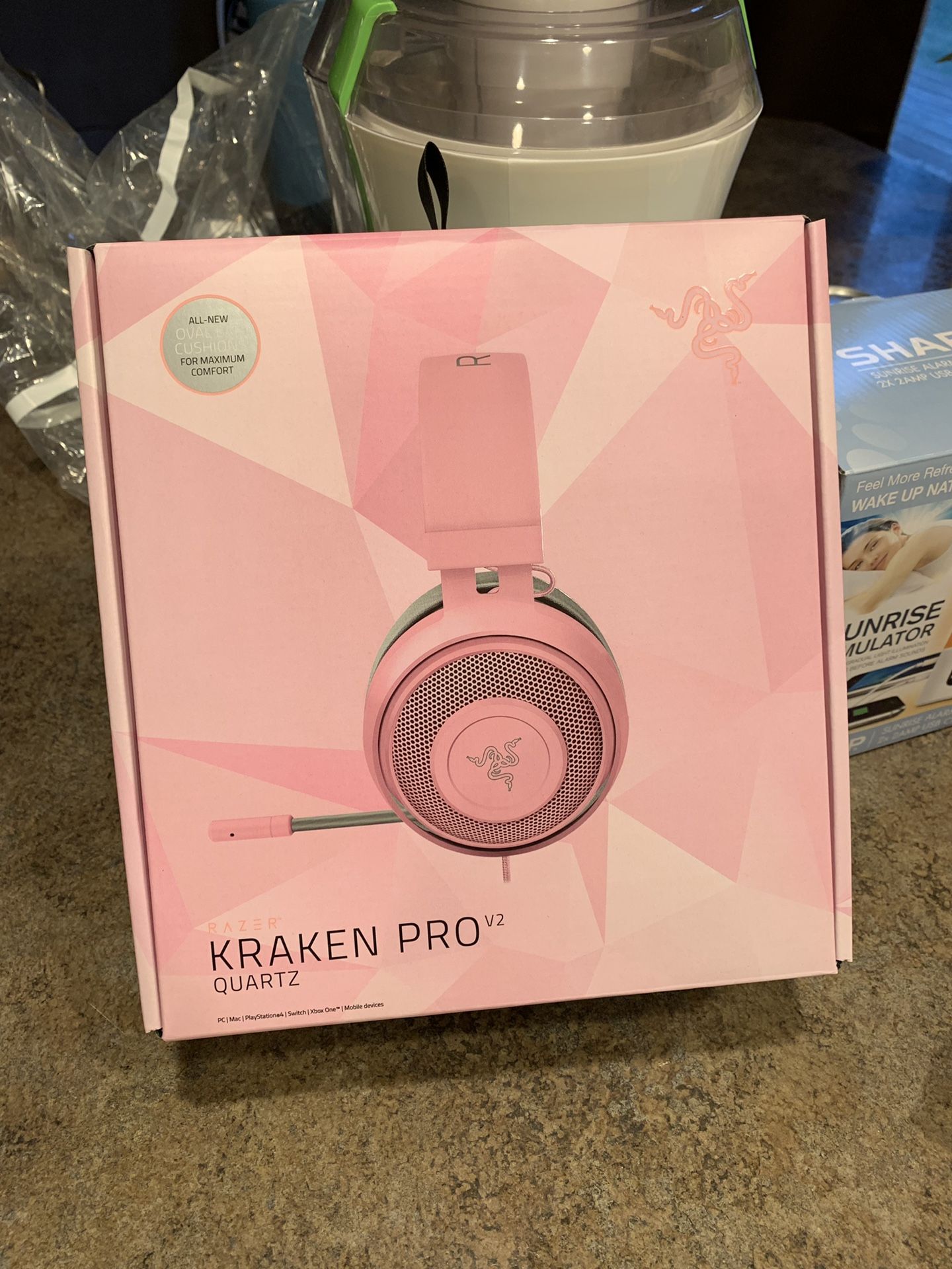 Razer Kraken Pro v2 quartz (pink gaming headset)