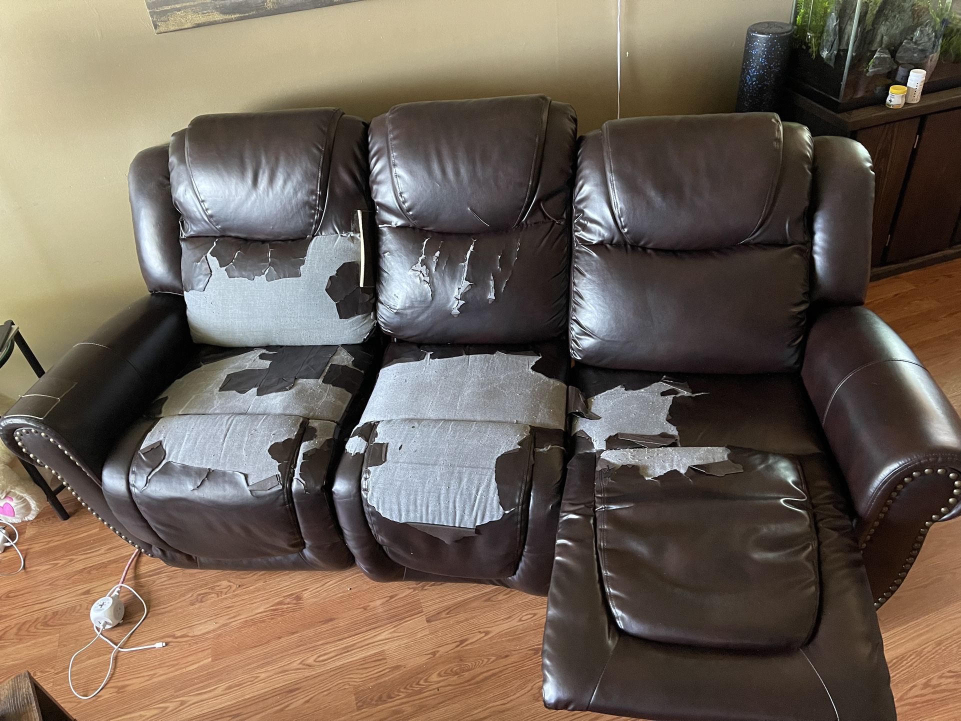 3 Seater Recliner Sofa Free