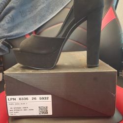 black platform heels 