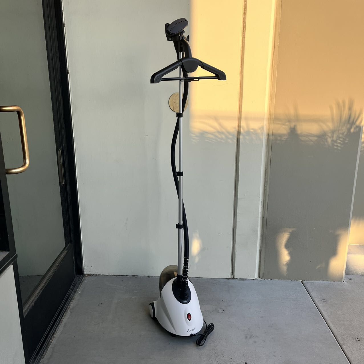 Steam iron clothes iron Brand New 