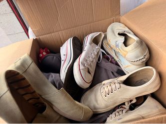 Random shoe vans ,convers ,Tom’s , Disney shoes