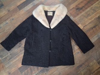 Vintage Persian Lamb Fur Coat with Cerulean Mink Collar – Appraised $1,495 (1981) – Luxury Statement Outerwear