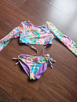 Girls long sleeve swimsuit