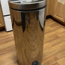 Stainless steel trash can 30 gallons