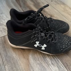Your Under Armour Cleats Size 5.5