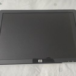 2 HP Monitor
