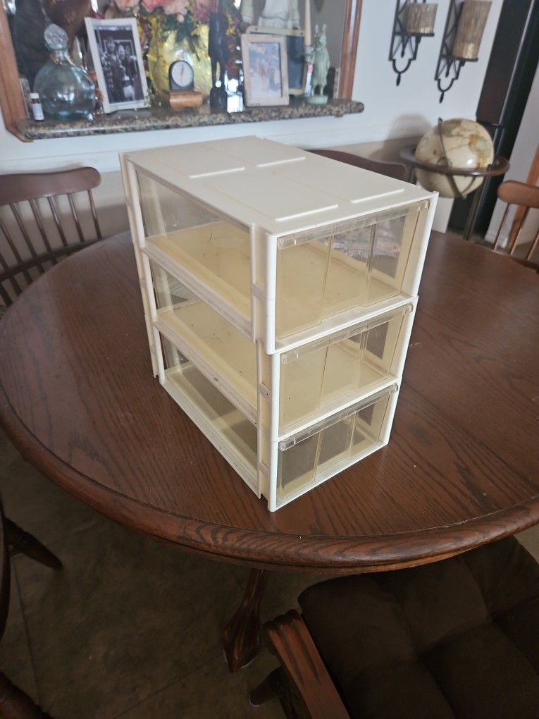 Plastic Storage Drawers