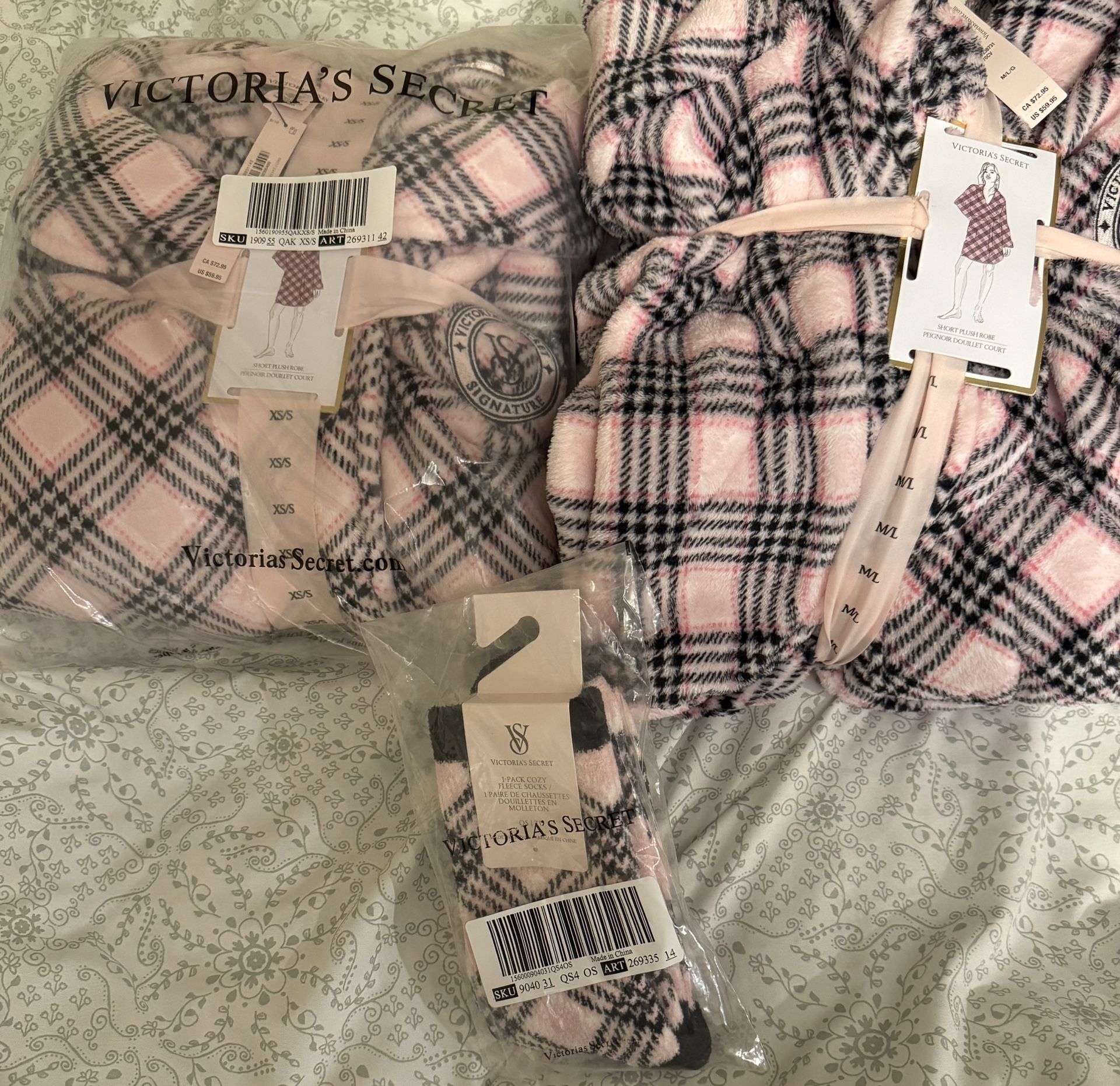 Victoria, Victoria’s Secret Robe With Matching Socks