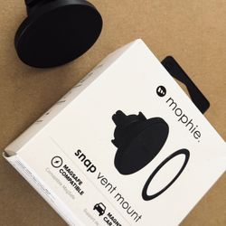 Mophie MagSafe Car Vent Mount – Black, for iPhone