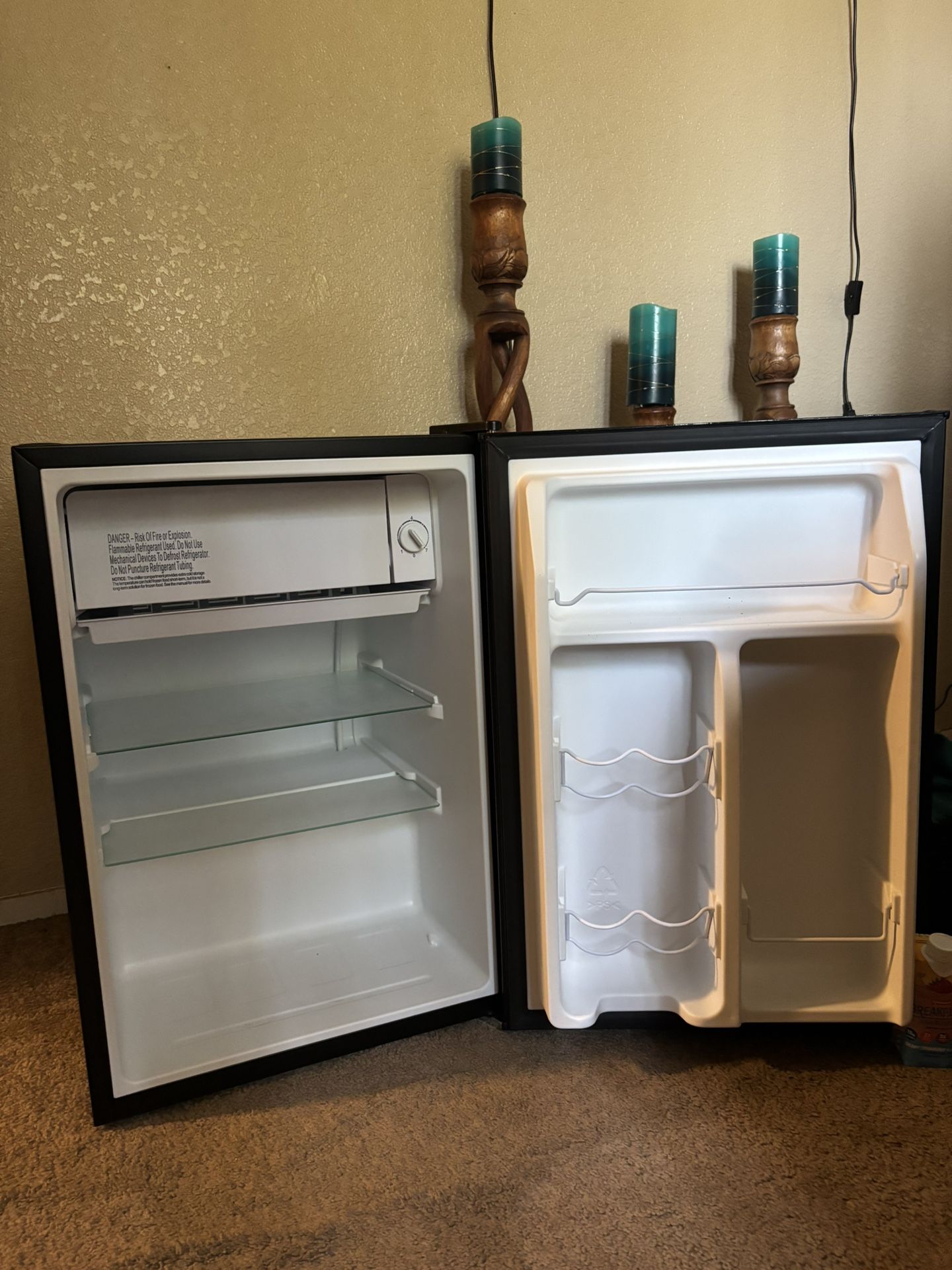 Mini Fridge /freezer