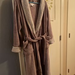 Soft Fleece Lavender Womens Small Bathrobe 