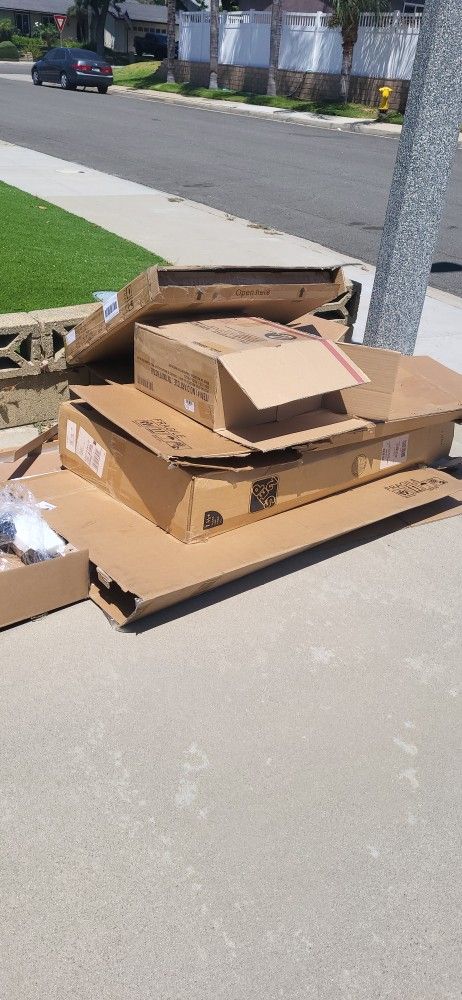 Cardboard  For Free,Pick Up At Home