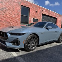 2025 FORD MUSTANG GT 