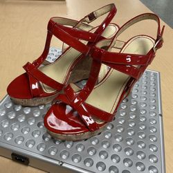 Gorgeous red heels shoes