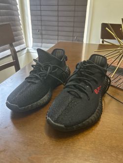 Yeezys 350 black