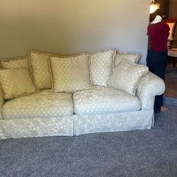 Beautiful Cream Set Of 2 Couches. 