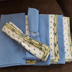 Set Of 8 Vintage Square Clot Napkins French Country Blue And Yellow