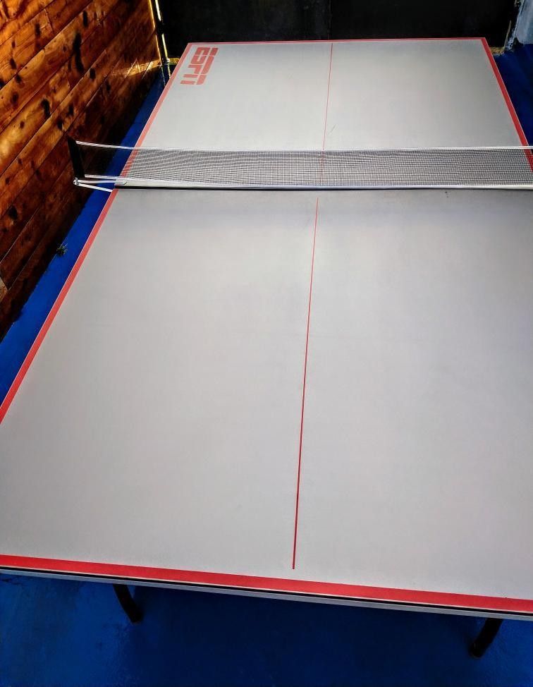 Perfect indoor activitie ESPN limited edition Platinum color top