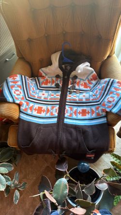 Akademiks 2000 geometric knit zip up