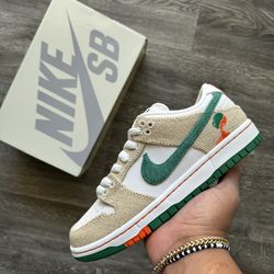 Jarritos x Nike SB Dunk Low (size 5/6.5W)