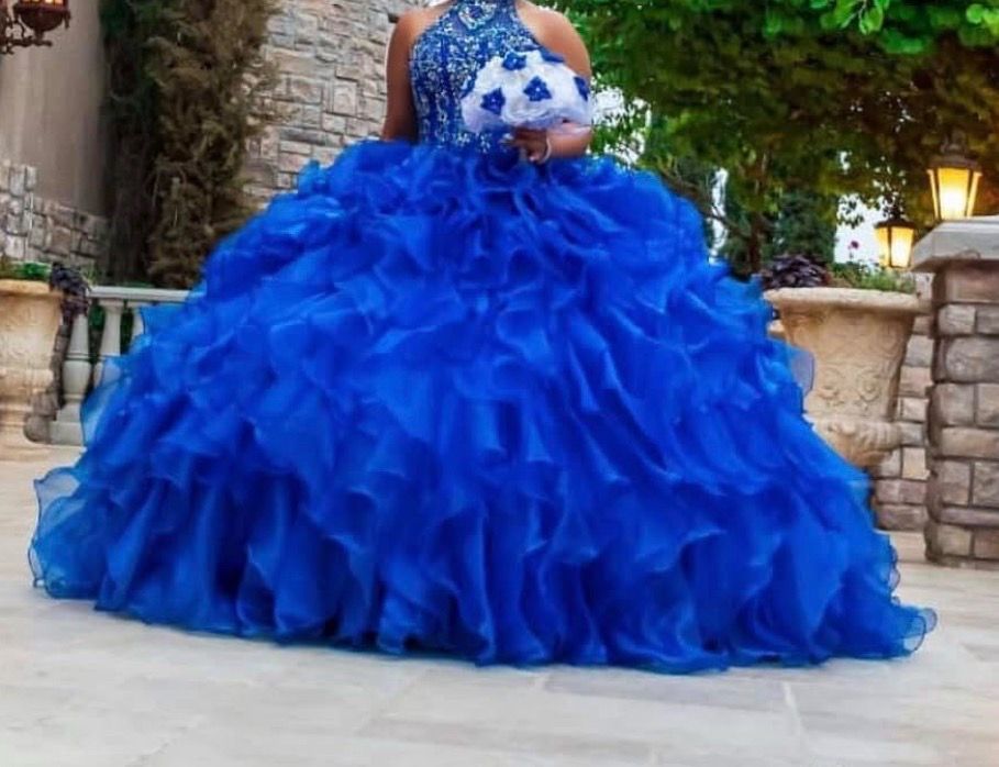 Quinceñera dress
