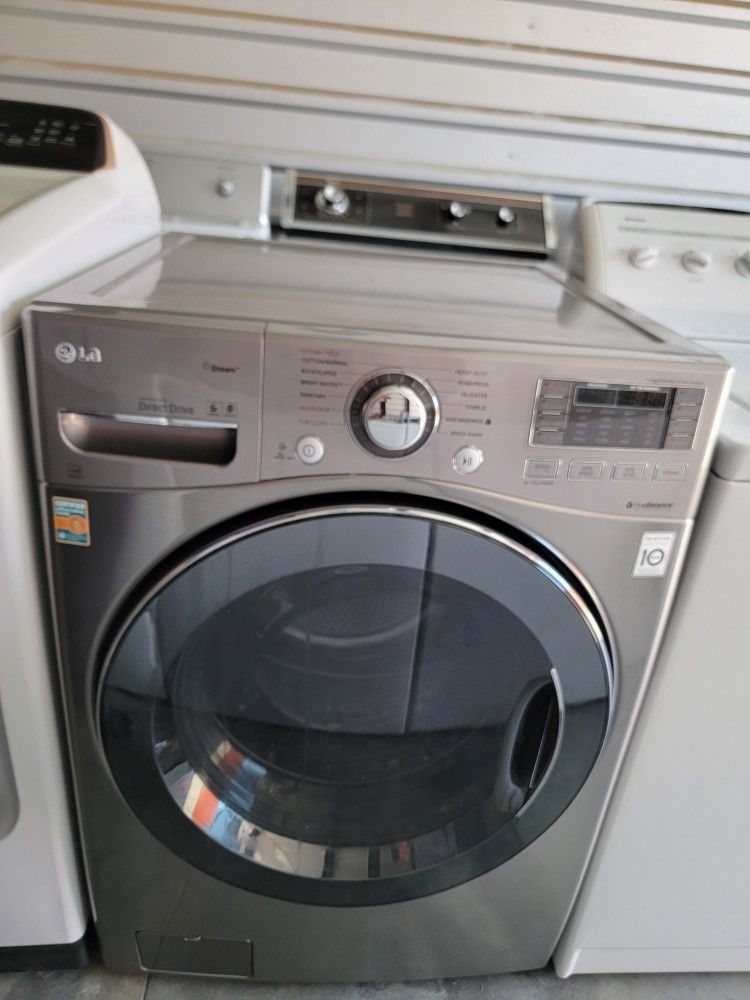 Just Like New!!! LG, Turbo, Direct Drive, True Balance, Super Large Capacity, Front Load Washer with Steam!!! Must See!!!