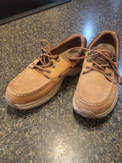 Mens size 11 Rugged Shark Atlantic Casual Boat Shoes, hybrid boat shoes blend classic moc-toe nautical styling with a heavily cushioned, athletic-styl