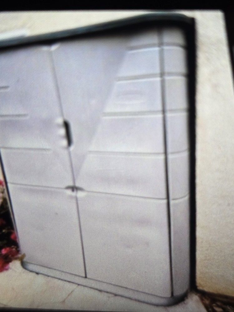 Rubbermaid Vertical Storage Shed