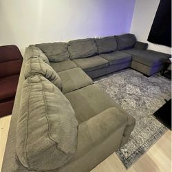 Sectional Couch 