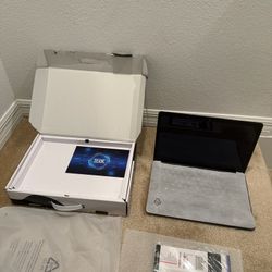 Gateway 14.1 Ultra Slim Notebook