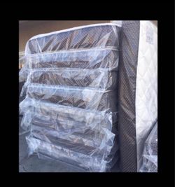 Queen size Mattress set