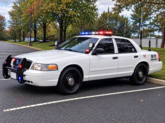 2011 Ford Crown Victoria