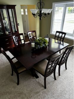 Dining Room Set