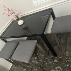 Black Glass Dining Table w/3 seats