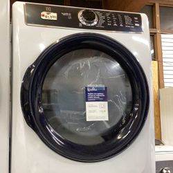 Electrolux Washer And Dryer Set New Scratch And Dent 